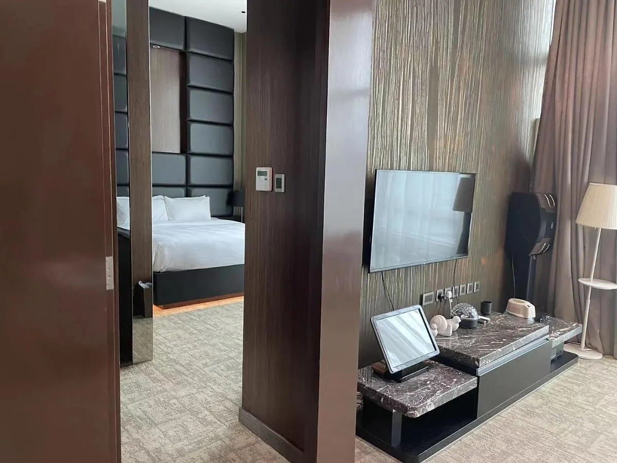 Crafa Harbour Hotel Hongkong 4*,