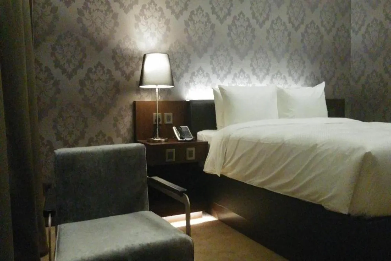 Crafa Harbour Hotel Hongkong